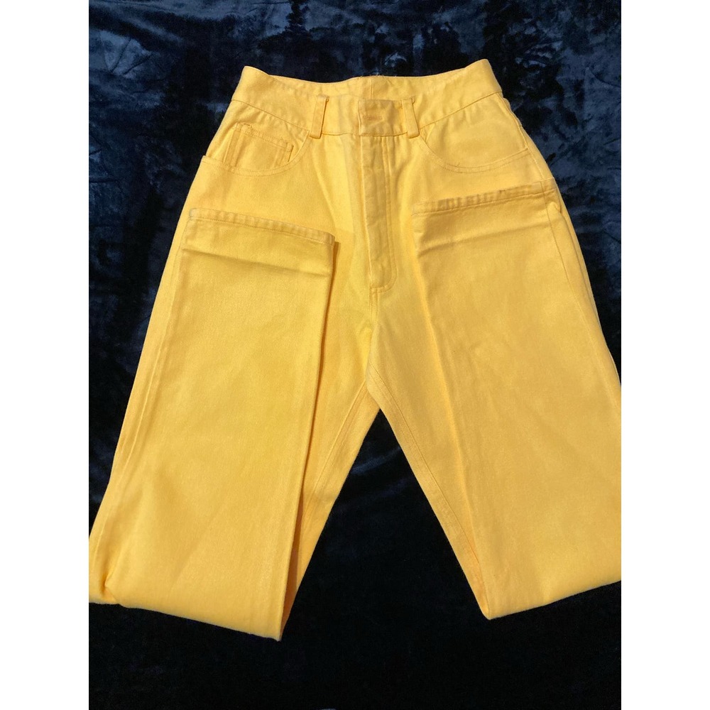 Vintage High Waisted Bentley Arbuckle Yellow Jeans